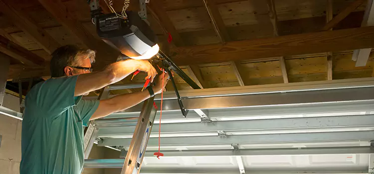 Garage Door Opener Sales and Installation Des Moines