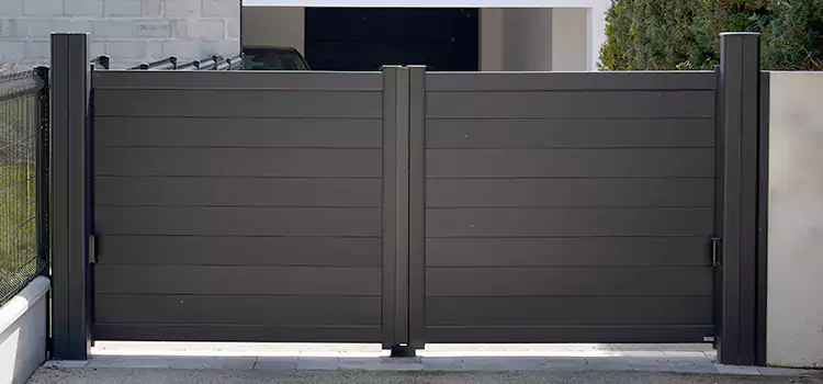 Common Residential Gate Issues We Resolve in Des Moines, IA