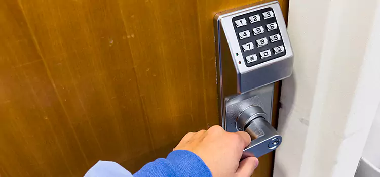 Why Choose Us for Your Keypad Lock Needs in Des Moines, IA?