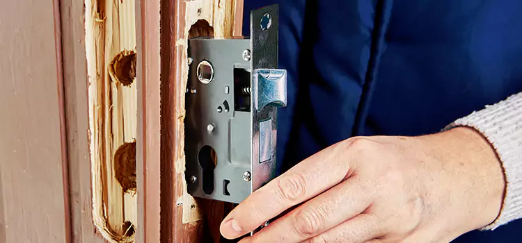Garage Door Lock Replacement Des Moines